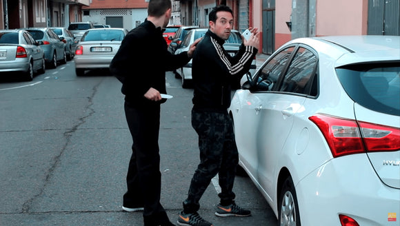 Survival Fight System. Evitar Agresión al subir en nuestro coche