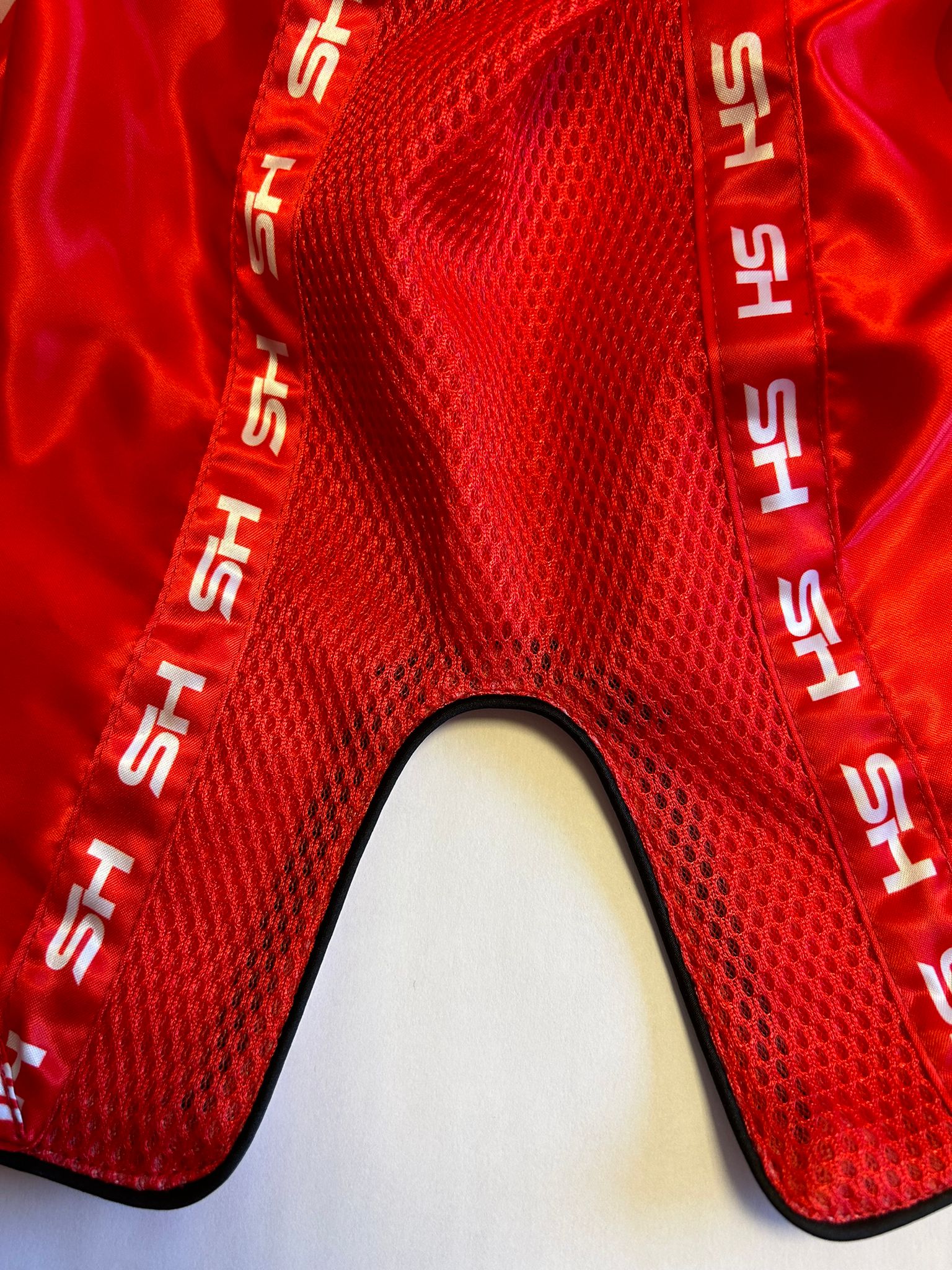SHORT MUAY THAI "FIGHTER" ROJO STRONGEST HERO