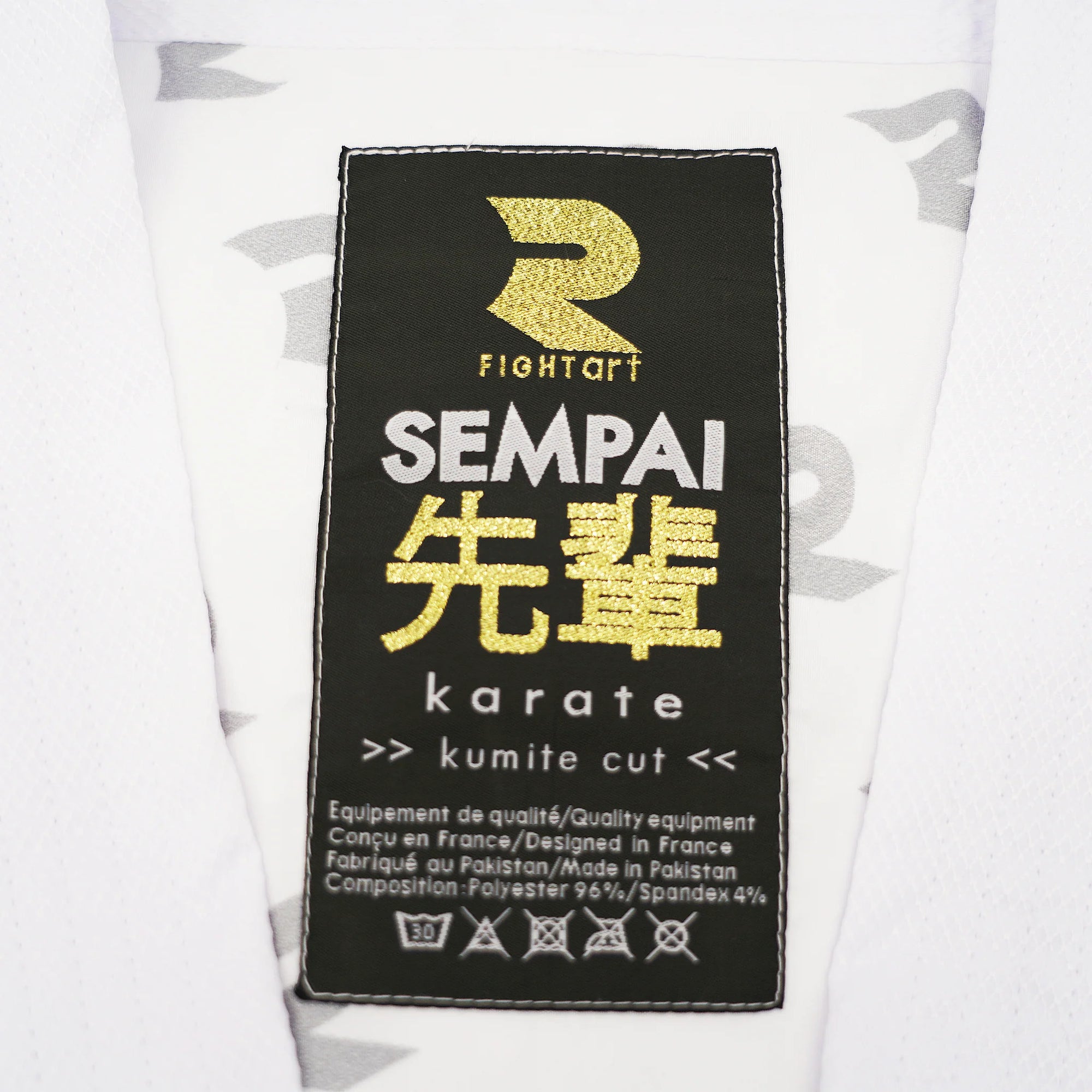 Karategi SEMPAI KUMITE Blanco / Dorado FIGHT ART